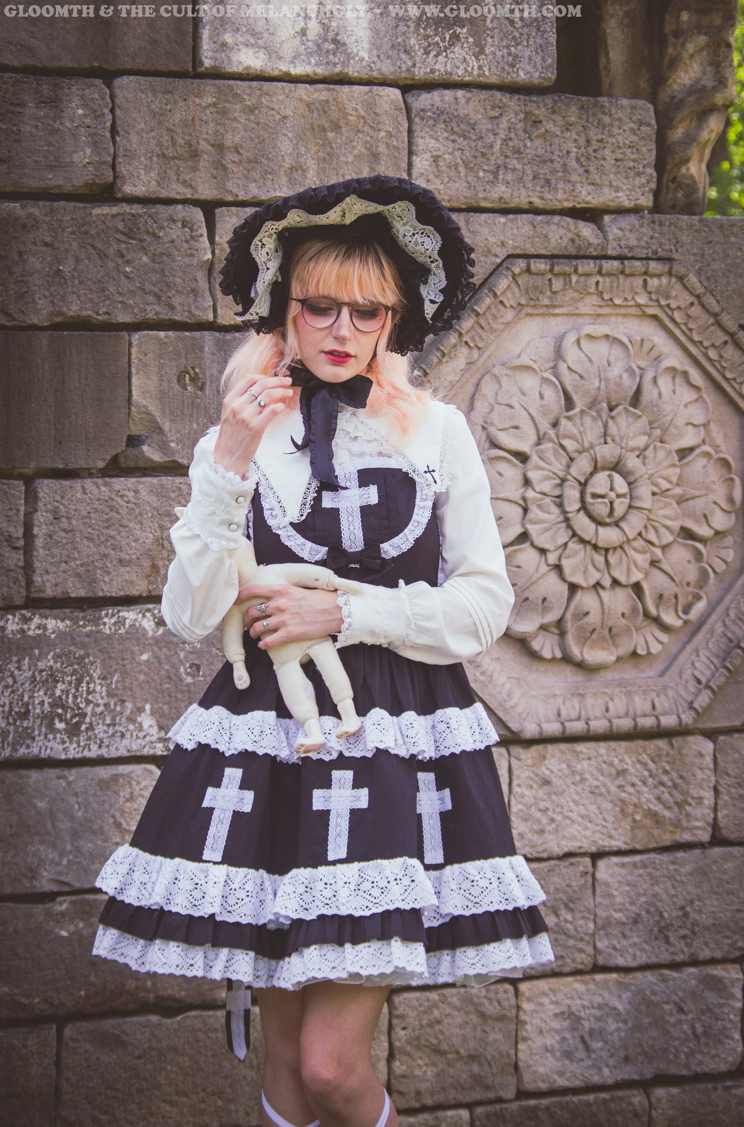 Church Gothic Lolita Jumperskirt with Lace Crosses — Gloomth